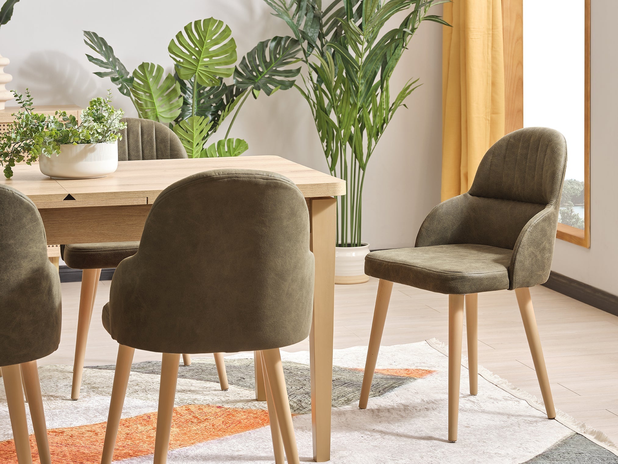 Adriatic Classic Extendable Dining Table Set