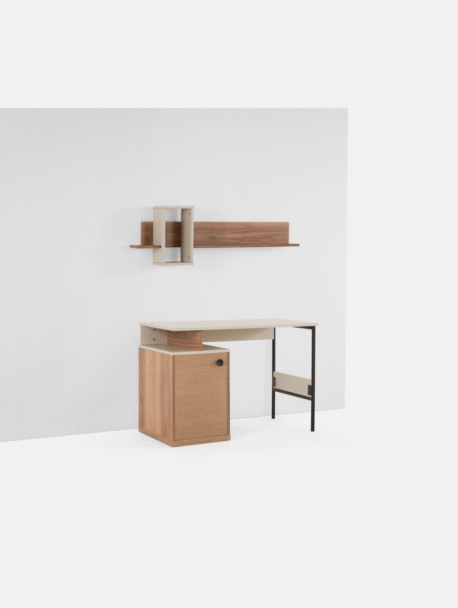 Lagossa Smart Office Desk and Shelf    